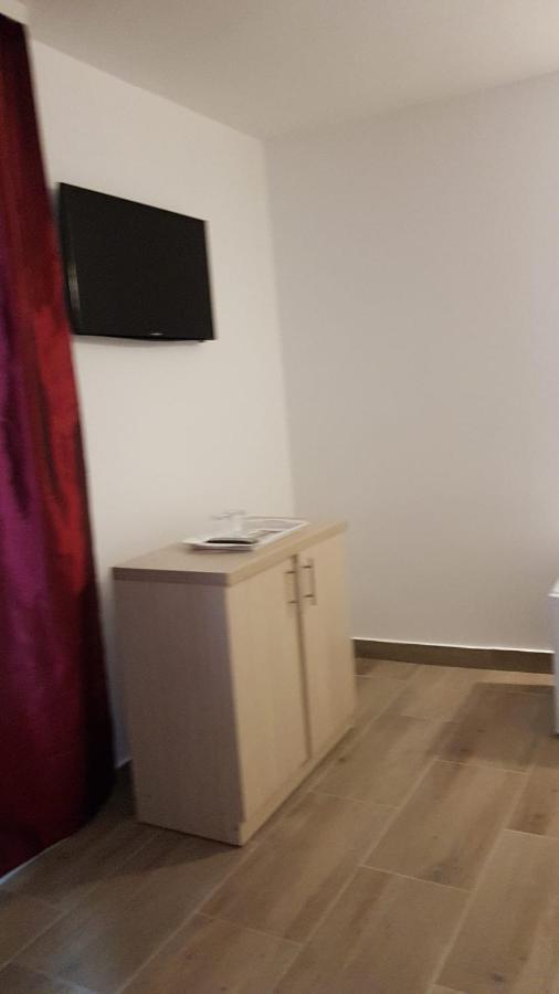 Evana House コスティネシュティ エクステリア 写真